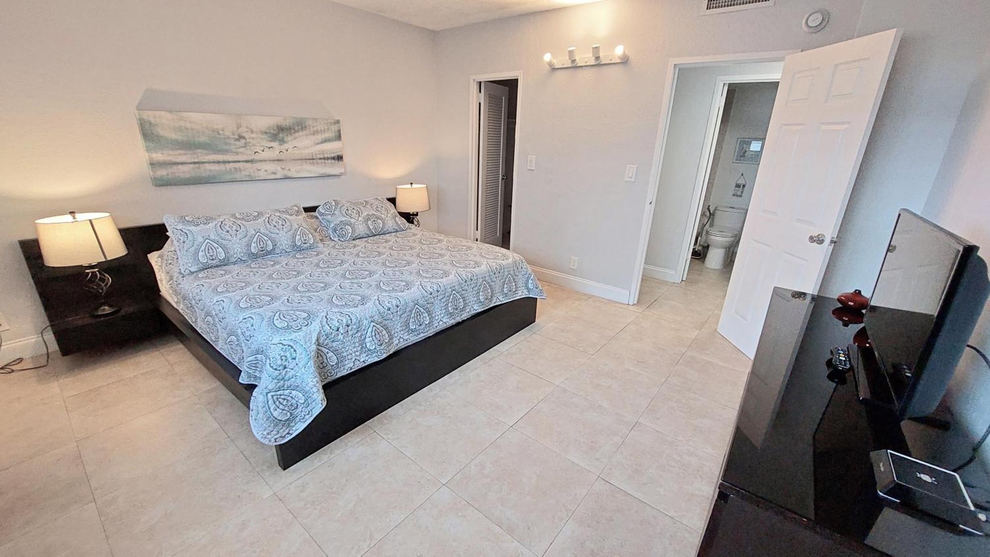 The Tides Apartments On The Beach ฮอลลีวูด ภายนอก รูปภาพ