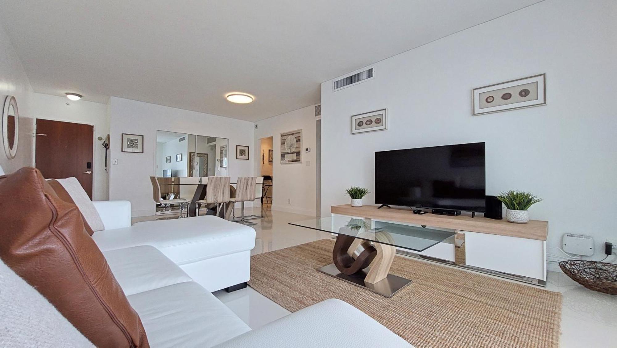 The Tides Apartments On The Beach ฮอลลีวูด ภายนอก รูปภาพ
