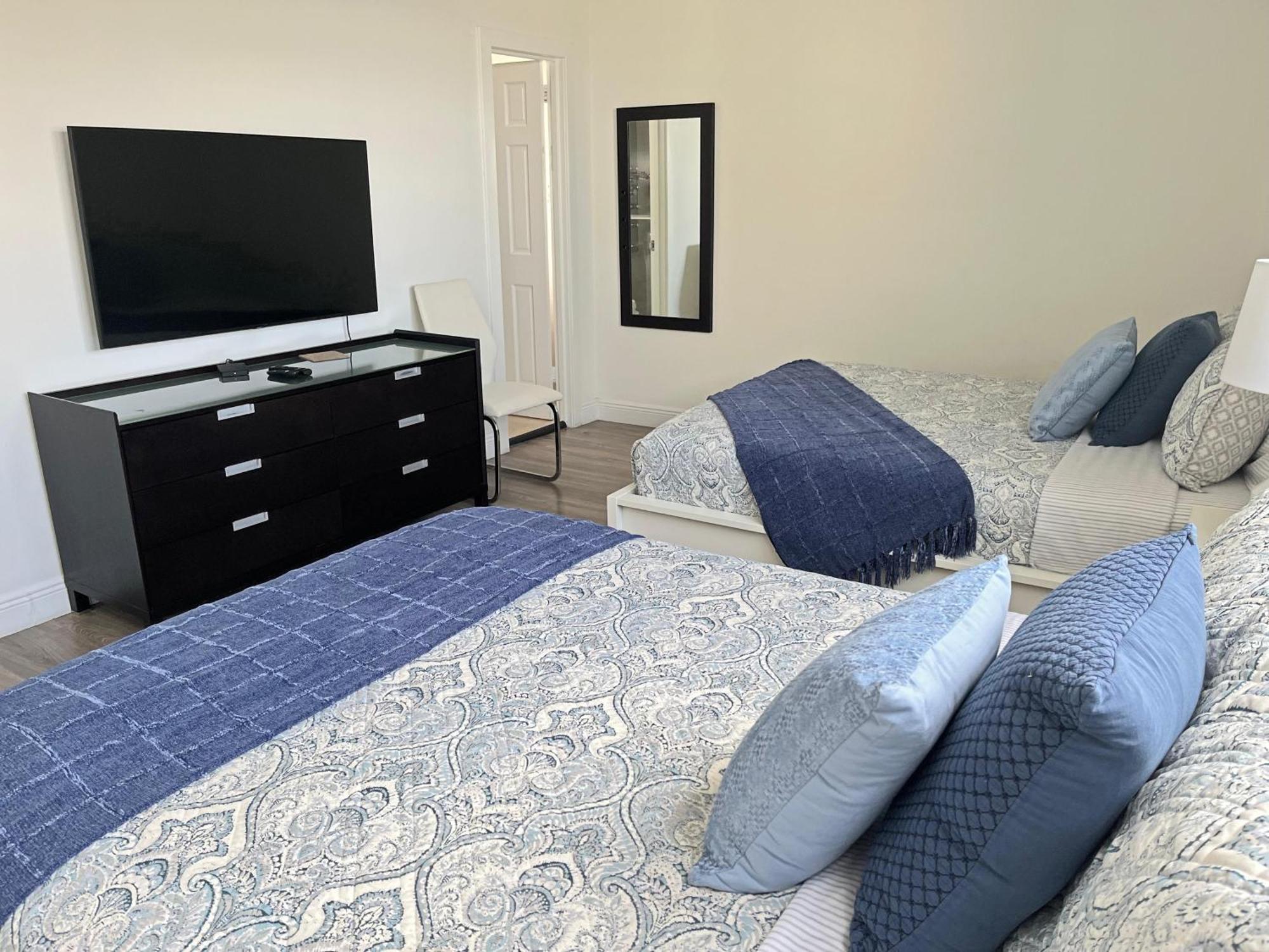 The Tides Apartments On The Beach ฮอลลีวูด ภายนอก รูปภาพ