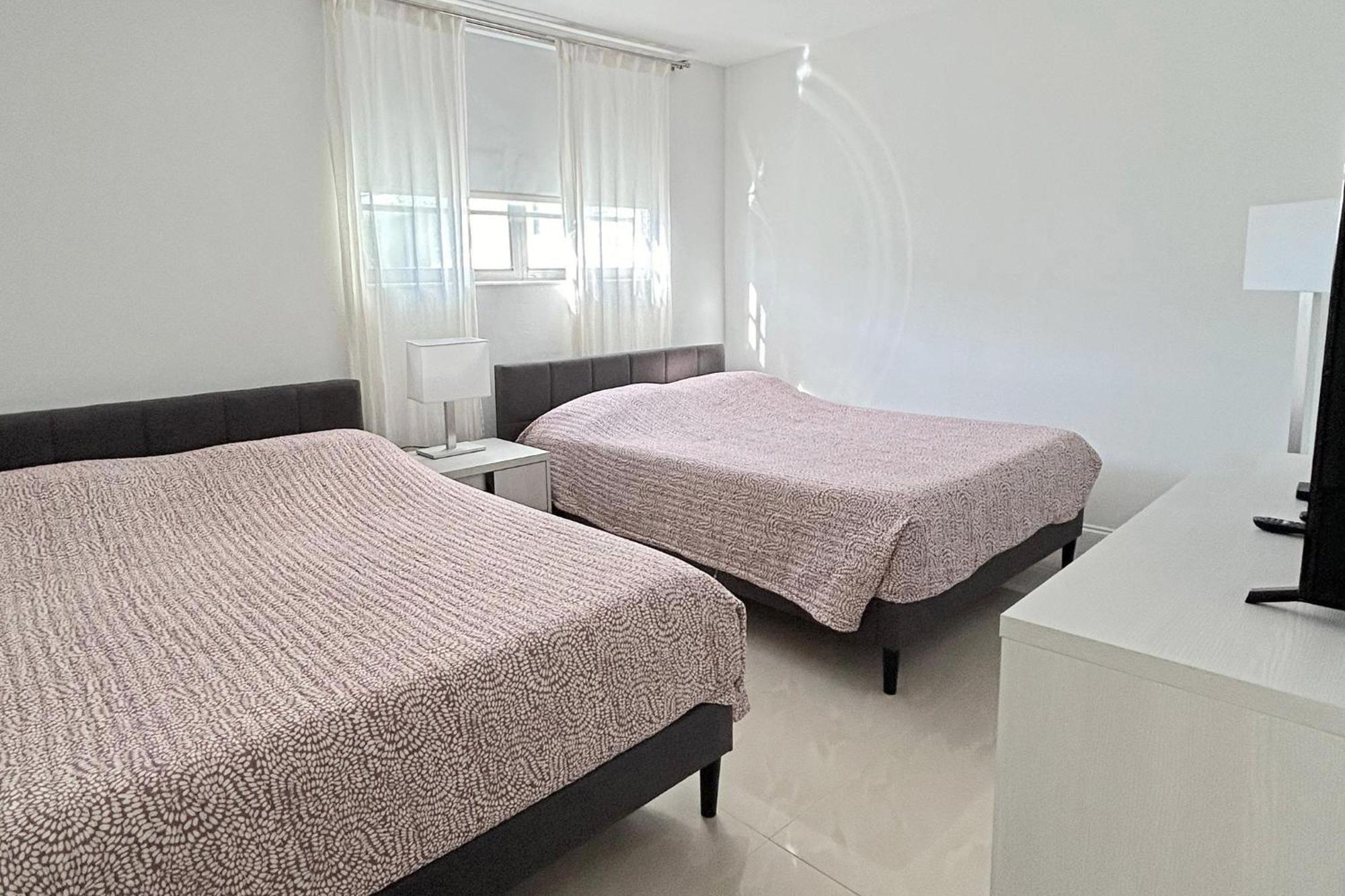 The Tides Apartments On The Beach ฮอลลีวูด ภายนอก รูปภาพ